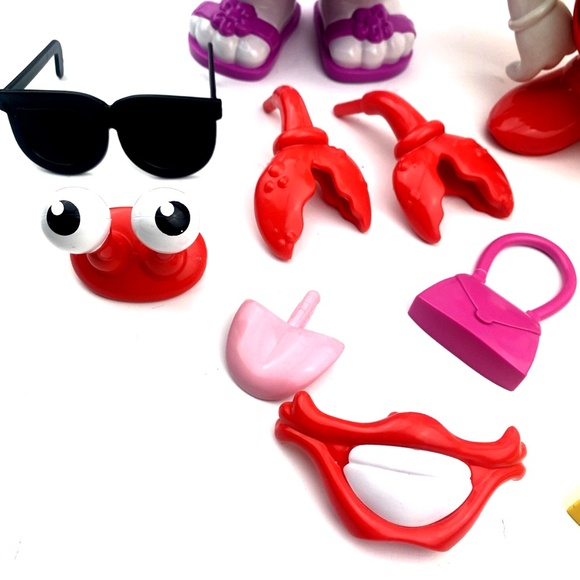 Mrs. Potato Head Toys Lot of 2 Children Kids Accessory 30pc Hasbro Parts - Picture 2 of 6